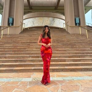 Meet your Posher, Julia